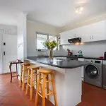 Mountainside Sea View Apartment In Muizenberg
