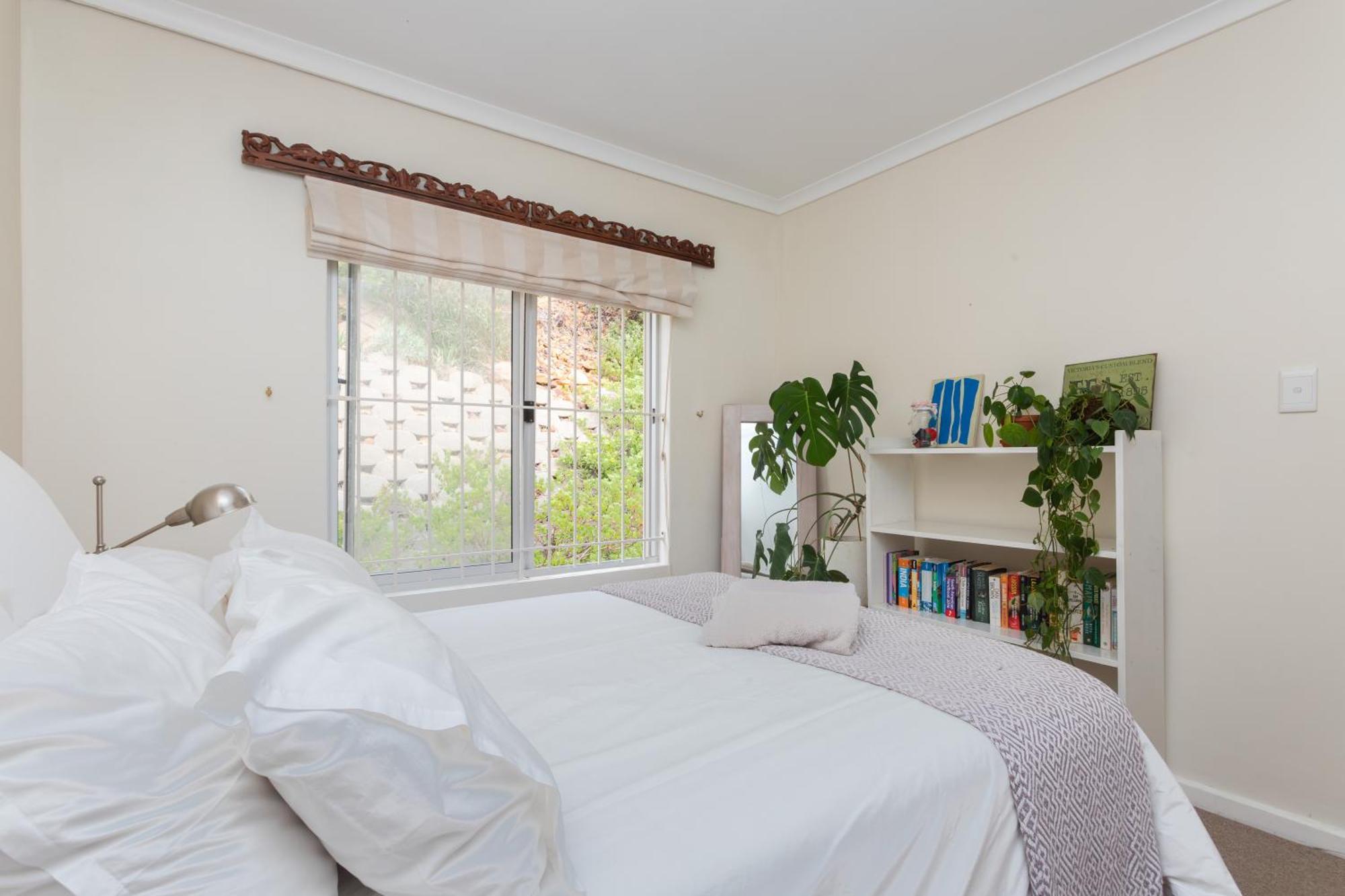 Apartment Mountainside Sea View In Muizenberg Cape Town